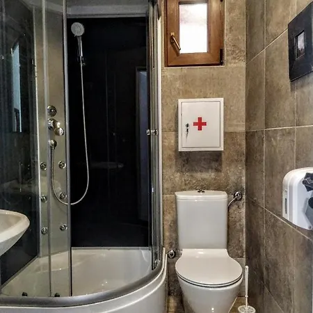 Haustor With Skadar View *