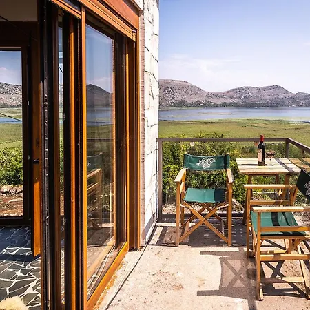 Haustor With Skadar View 度假居 *