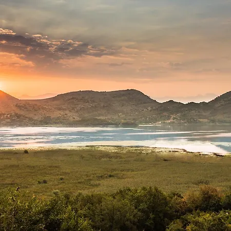 Haustor With Skadar View *