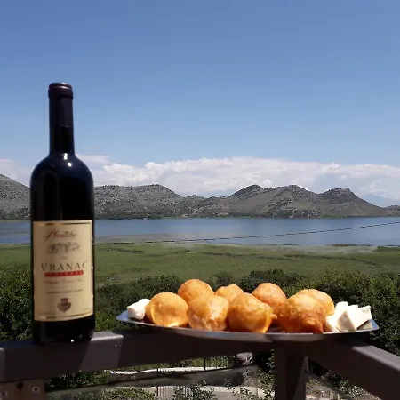 Haustor With Skadar View 度假居 波德戈里察
