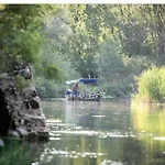 بيت للعطل Haustor With Skadar View بودغوريتْسا