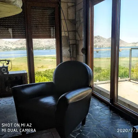 Haustor With Skadar View * Podgorica
