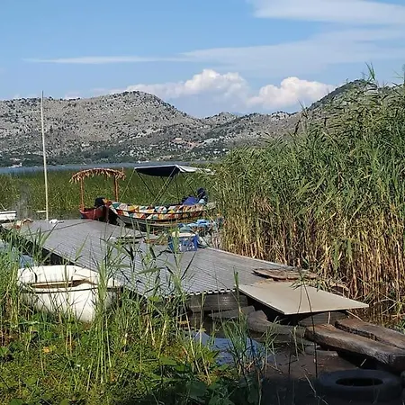 Haustor With Skadar View Casa vacanze