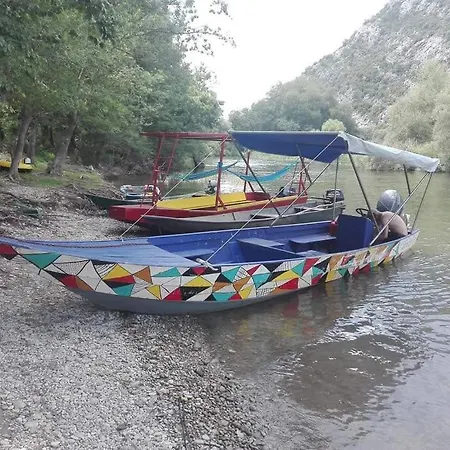 Haustor With Skadar View Casa vacanze