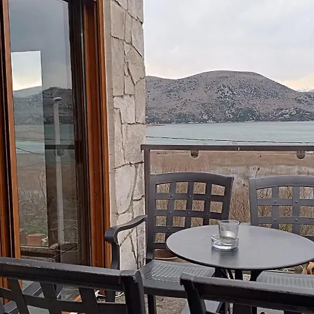 Haustor With Skadar View Holiday home *