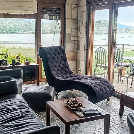 Haustor With Skadar View Holiday home Podgorica
