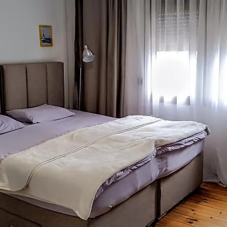 Haustor Skadar *