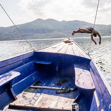 Haustor With Skadar View Casa vacanze