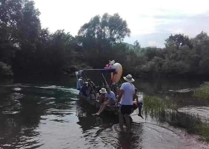 Haustor With Skadar View *
