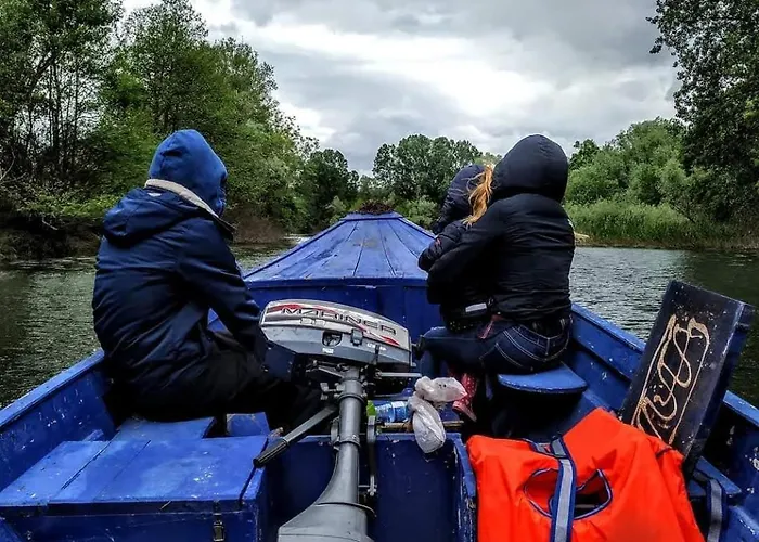 Haustor With Skadar View Hébergement de vacances *