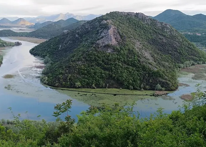Haustor With Skadar View Podgorica