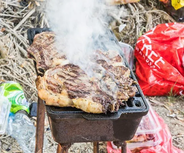 Haustor With Skadar View Сasa de vacaciones Podgorica