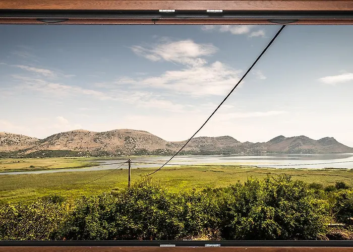 Haustor With Skadar View Сasa de vacaciones